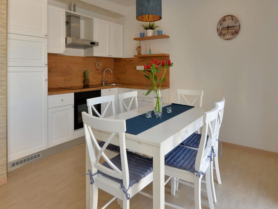 House | Private kitchen | Highchair