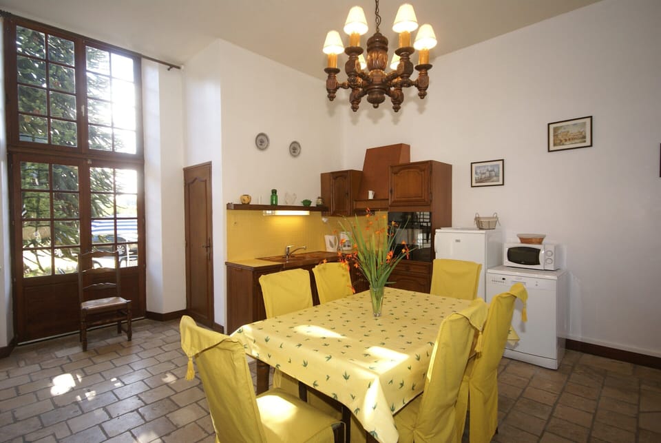 House | Private kitchen | Highchair