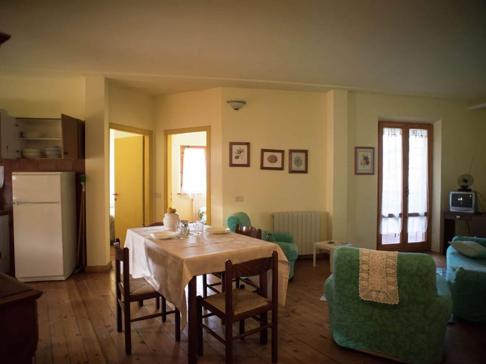 House | Dining