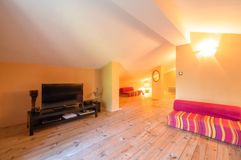 Stone House St Denis With Pool & Views Villa in Occitanie