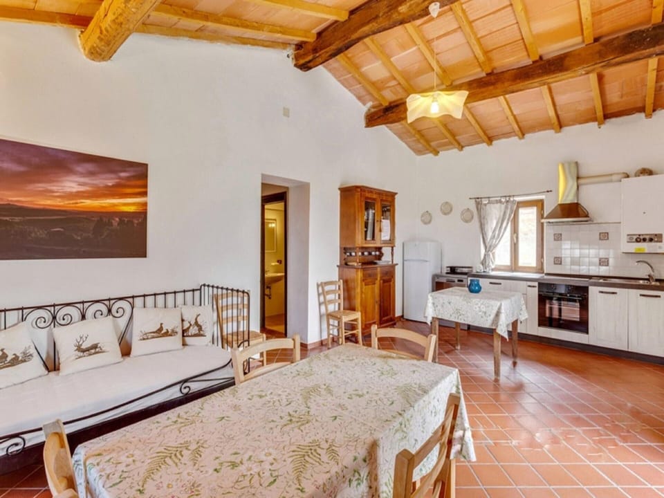 House | Private kitchen | Highchair