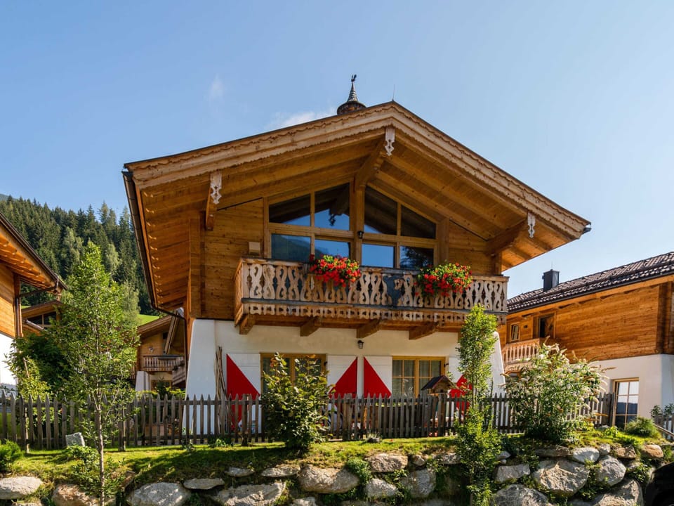 Chalet | Exterior