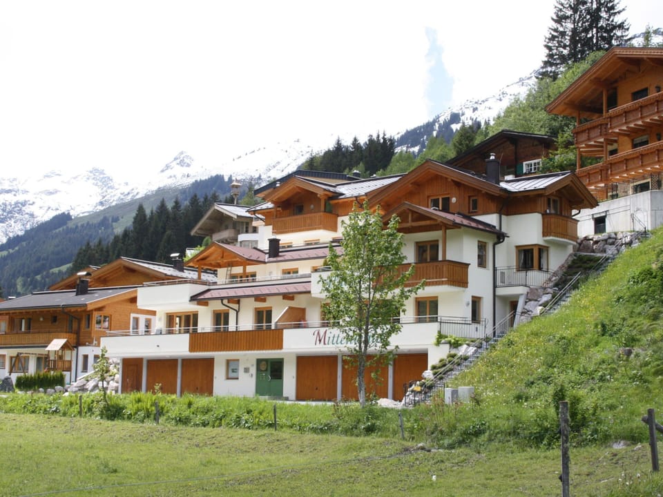 Chalet | Exterior