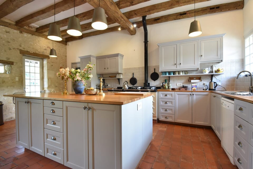 House | Private kitchen | Microwave, highchair
