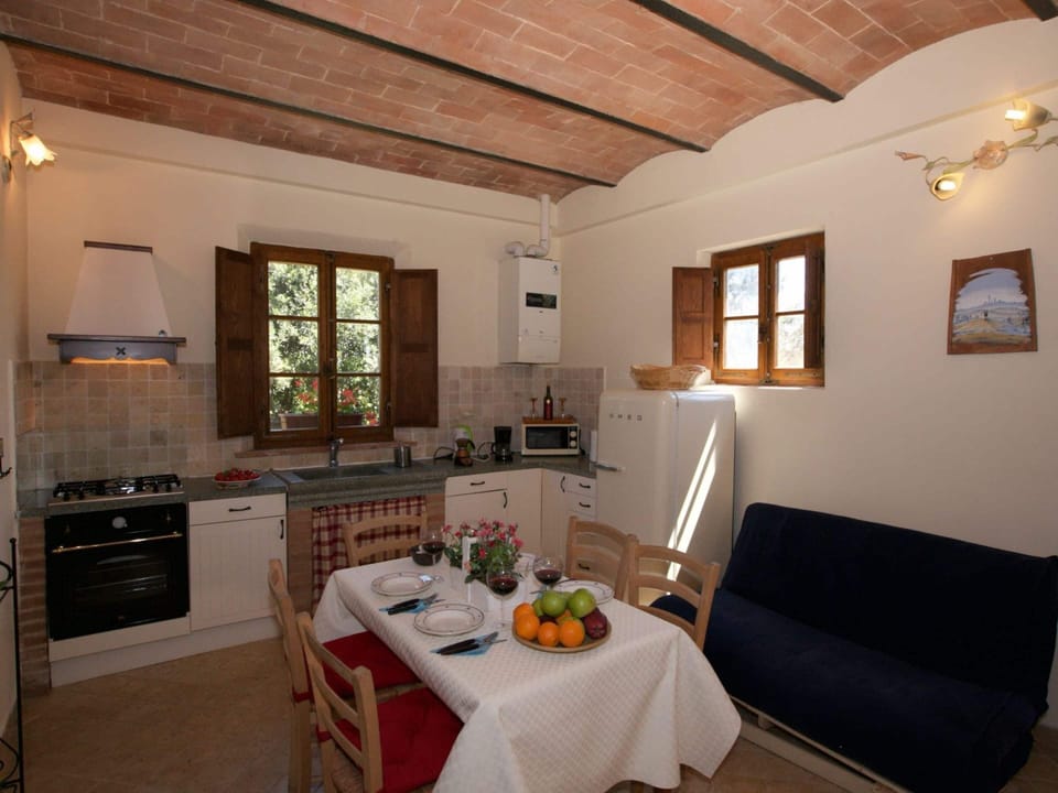 House | Private kitchen | Stovetop, highchair