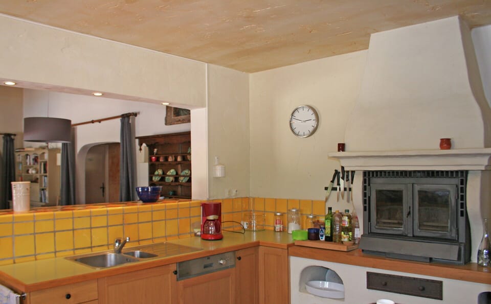 House | Private kitchen | Fridge, microwave, coffee/tea maker, highchair