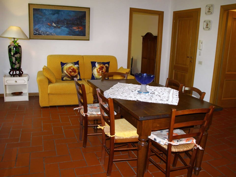 House | Dining