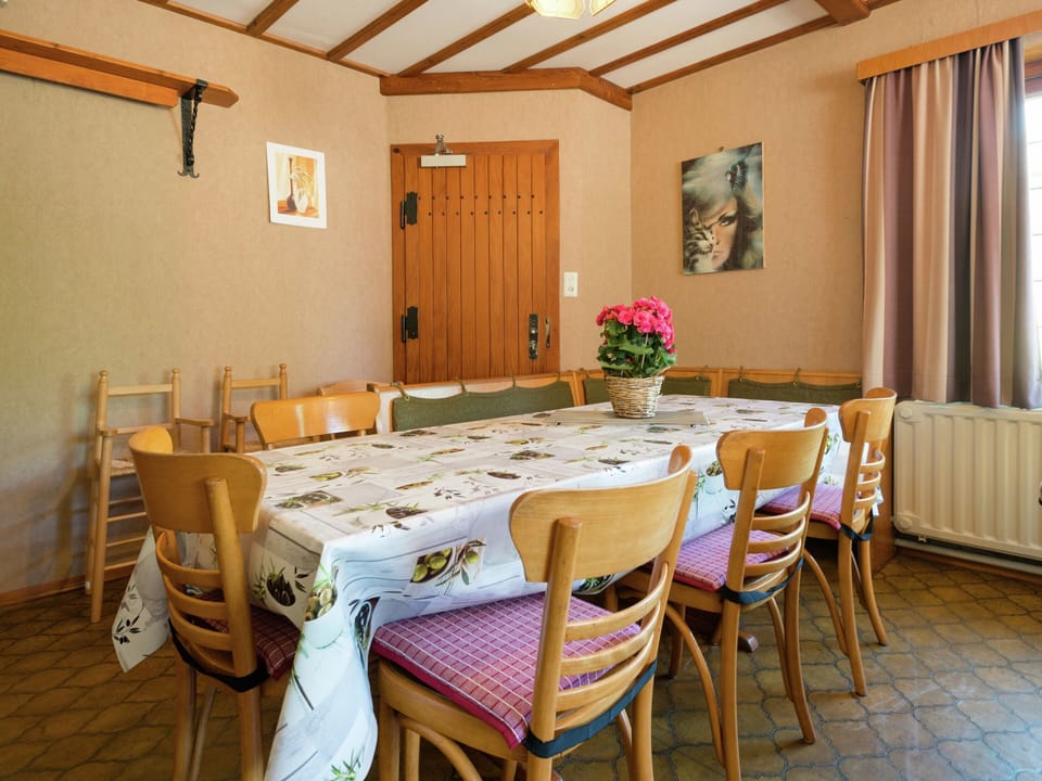 House | Dining