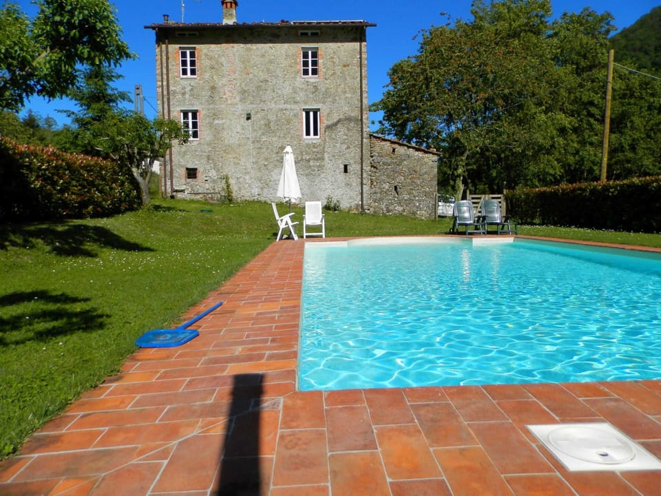 Cottage | Pool | Indoor pool, outdoor pool