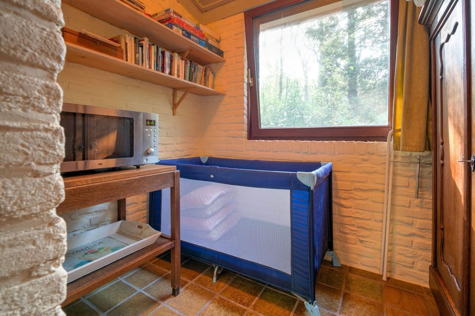 House | 2 bedrooms, individually furnished, bed sheets