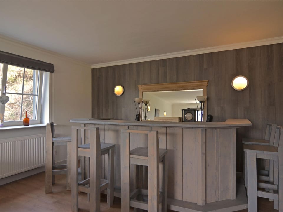 House | Dining