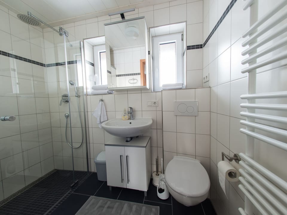 Ruhiges Apartment mit Sauna, Burggen House in Bavaria
