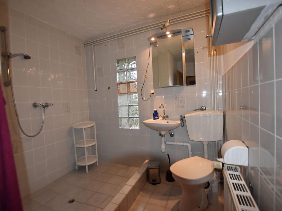 Cozy Bungalow in Stove Germany near Baltic Sea House in Mecklenburg-Vorpommern, Germany