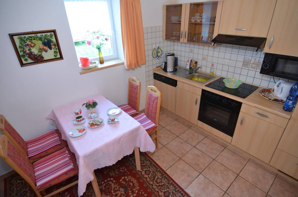 House | Dining
