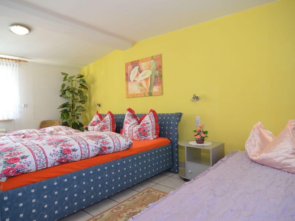Neustadt 2BR With Garden House in Thuringia, Germany