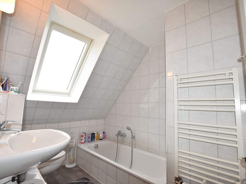 House | Bathroom