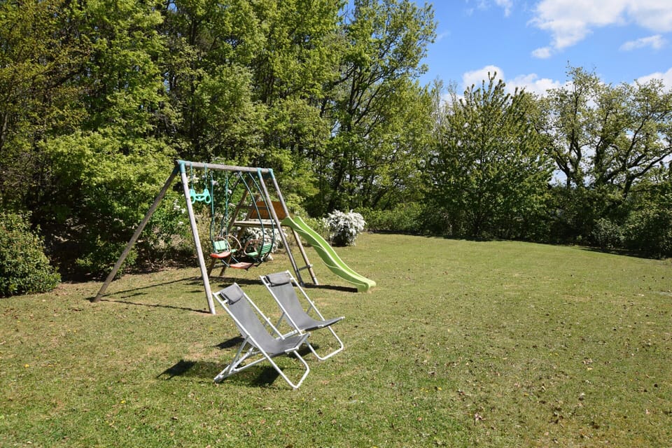 Relaxing Retreat in Bathernay House in Auvergne-Rhône-Alpes
