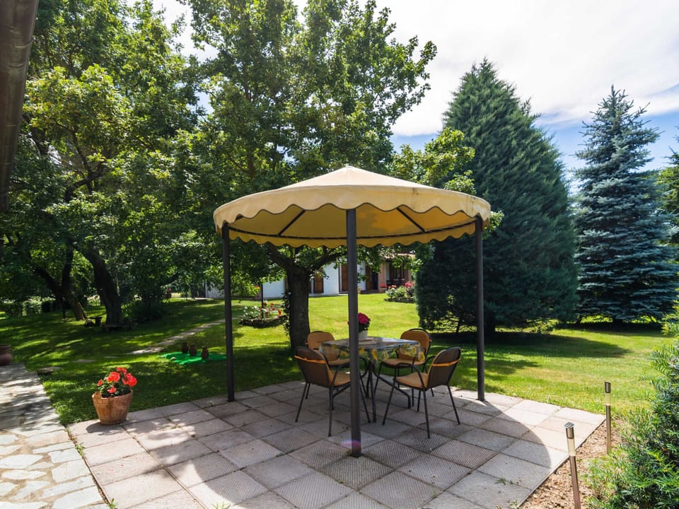 House | Dining
