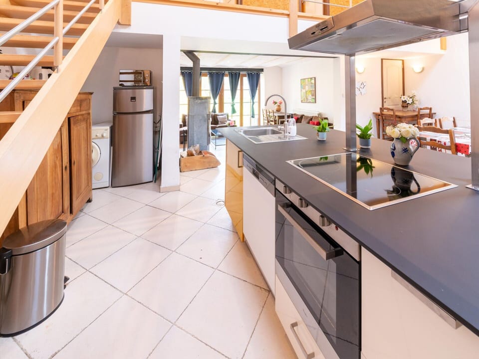 House | Private kitchen | Highchair