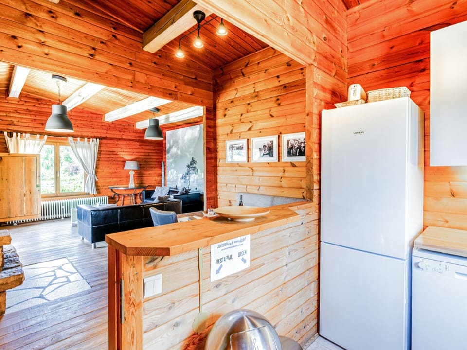 Chalet | Private kitchen | Highchair