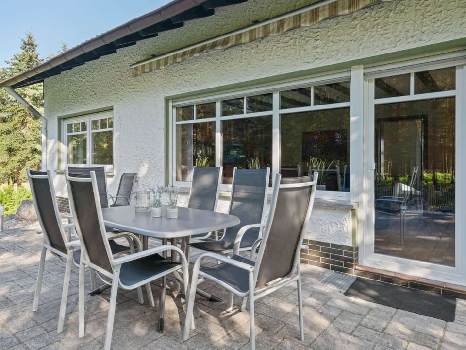 House | Dining