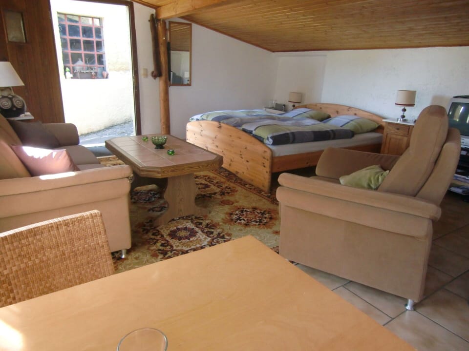 Idyllic Studio near Forest Cottage in Cochem-Zell