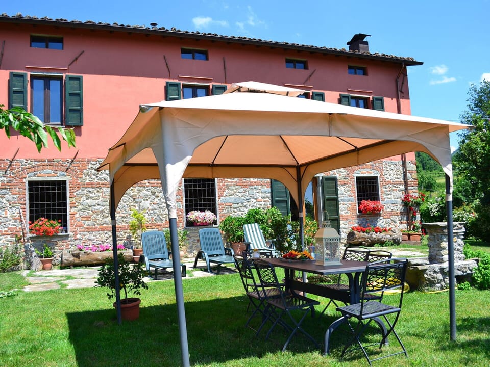 House | Dining