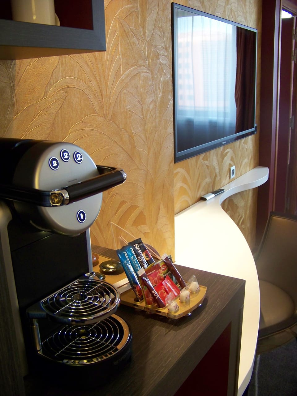 Room amenity
