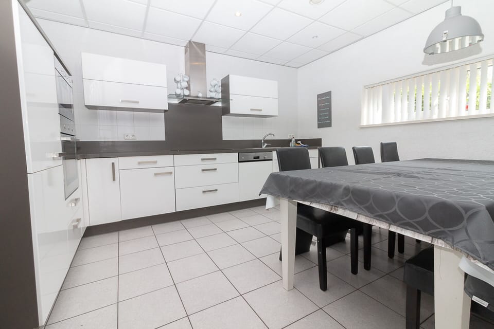 House | Private kitchen | Highchair