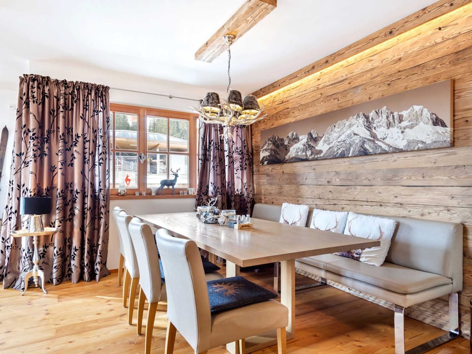 Apartment | Dining