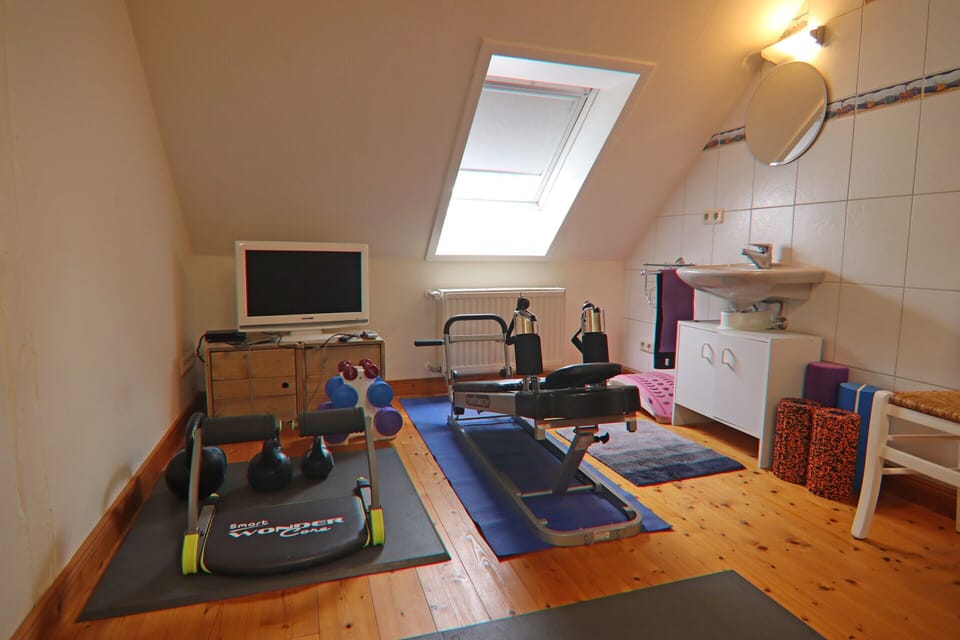 Elegant Holiday Home in Kröpelin near Horse Riding Apartment in Mecklenburg-Vorpommern, Germany
