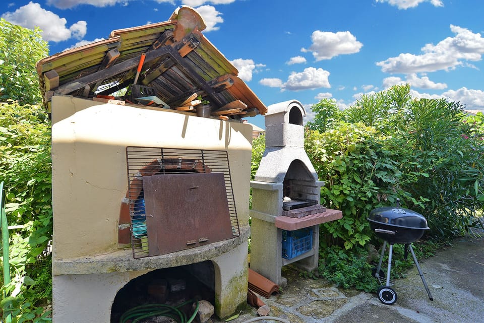 BBQ/picnic area
