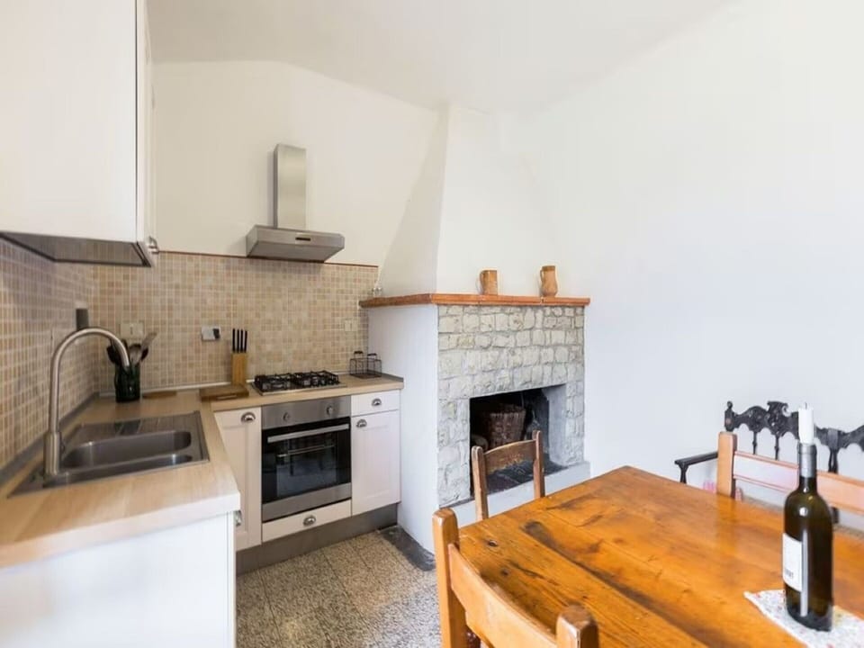 House | Private kitchen | Highchair
