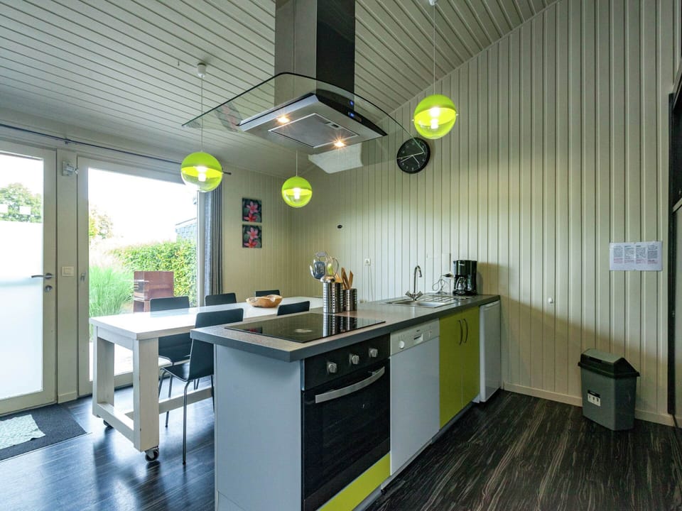 Chalet | Private kitchen | Microwave, highchair
