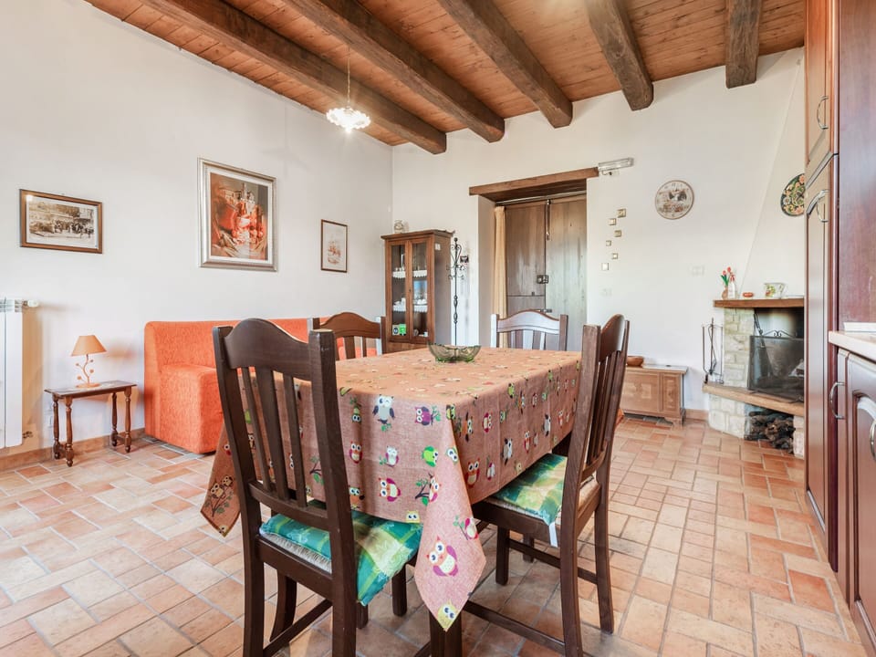Cottage | Dining