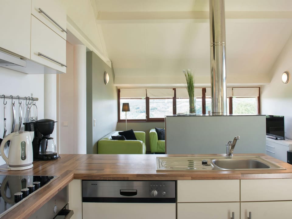 House | Private kitchen | Highchair