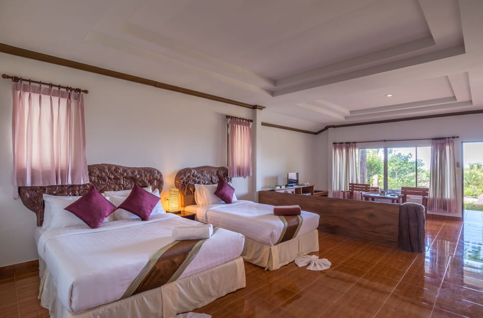 Family Bungalow | In-room safe, desk, free WiFi, bed sheets