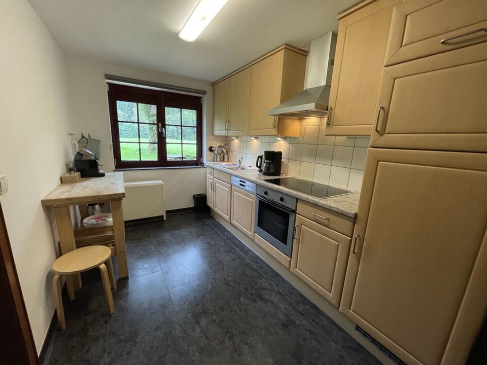 House | Private kitchen | Fridge, highchair