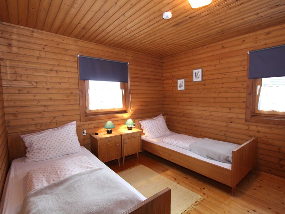House | 2 bedrooms, bed sheets