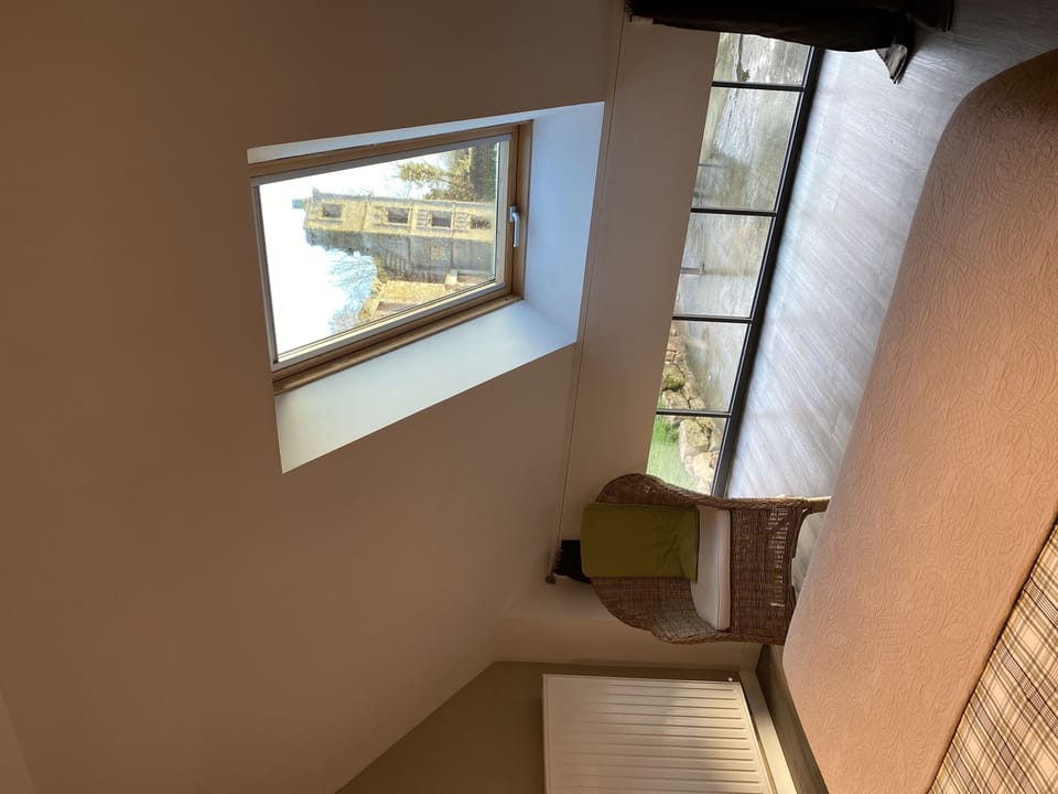Double Room | Individually decorated, individually furnished, blackout drapes