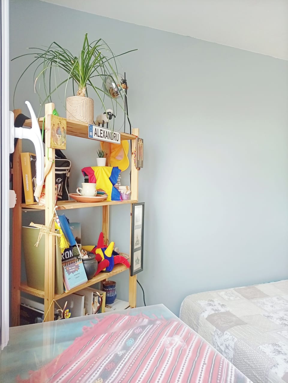 Book A Rest - Traditional Double Room | Laptop workspace, soundproofing, free WiFi, bed sheets