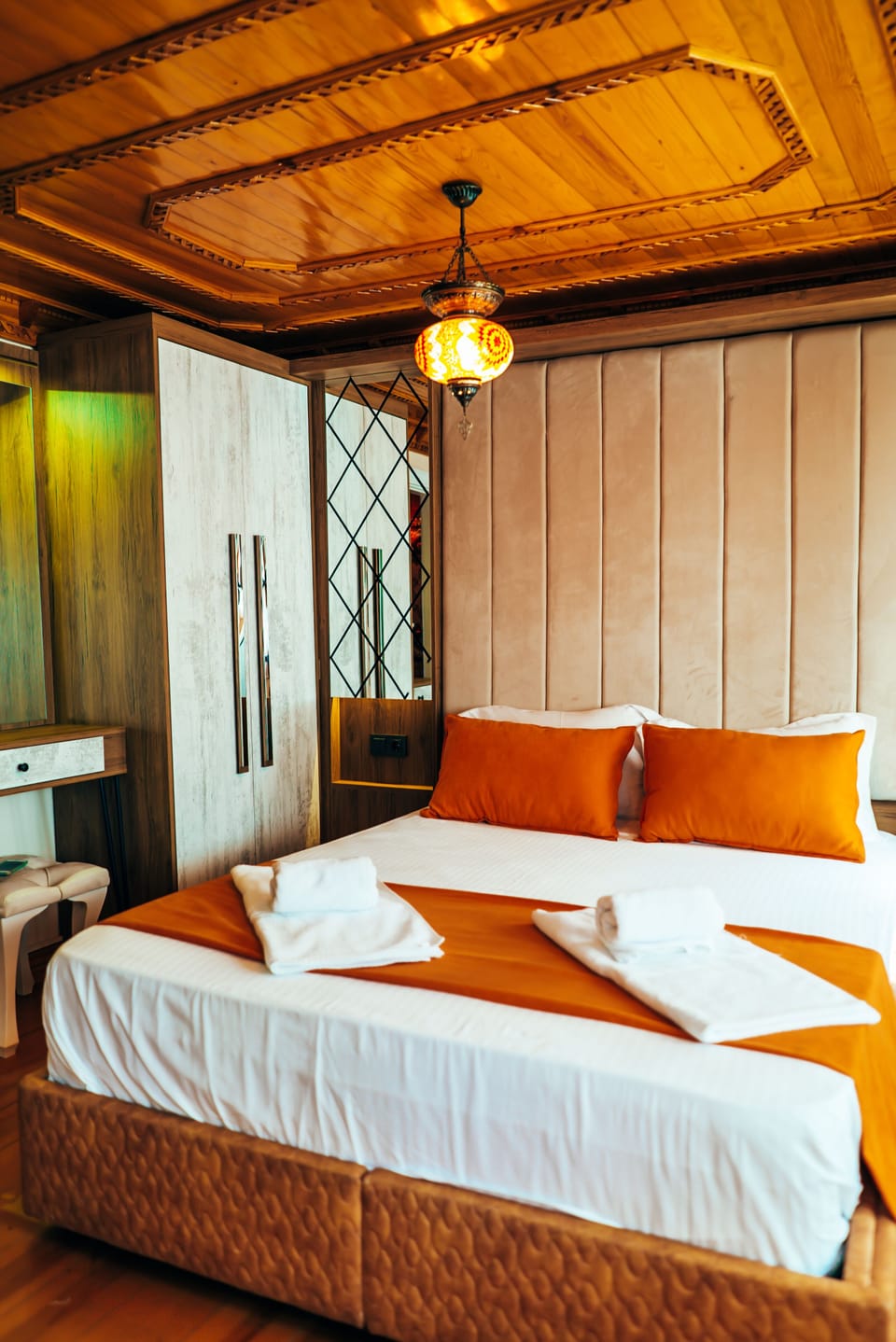 Standard Triple Room | Iron/ironing board (on request), cribs (surcharge), WiFi (free)