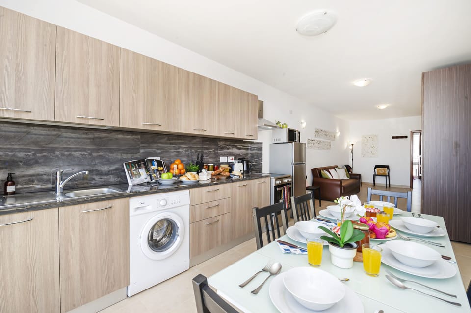 Superior Apartment, 2 Bedrooms (1) | Private kitchen | Full-size fridge, microwave, oven, stovetop