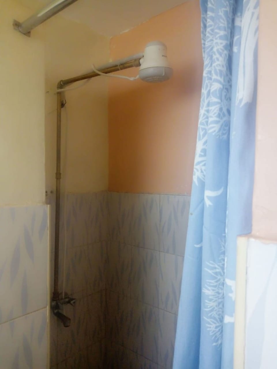 Bathroom shower
