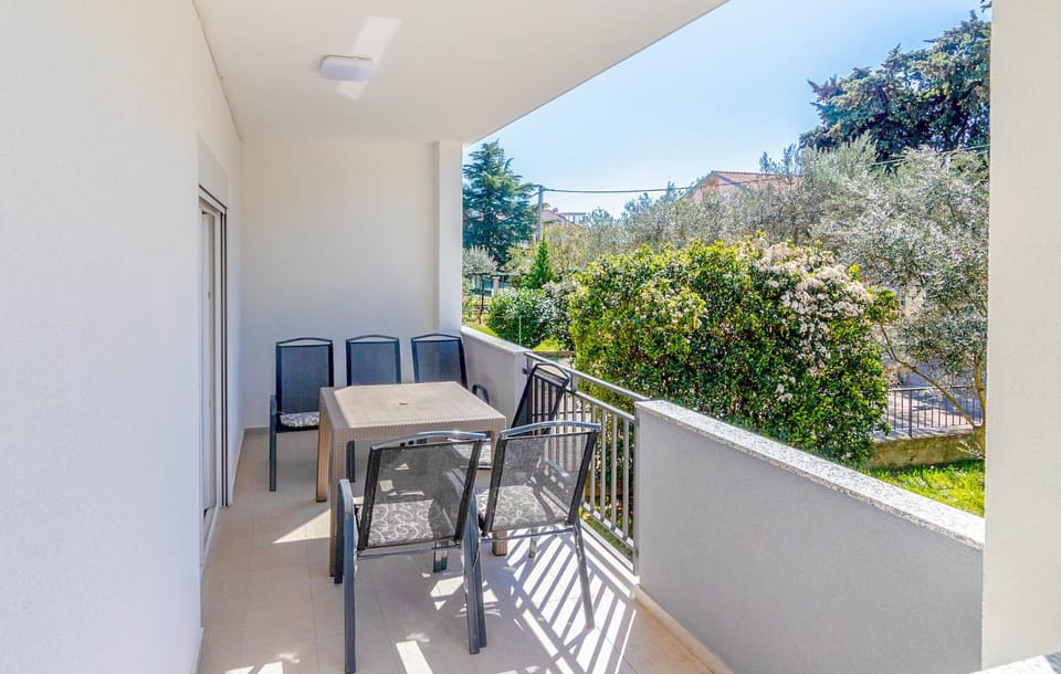 Apartment (A1) | Balcony
