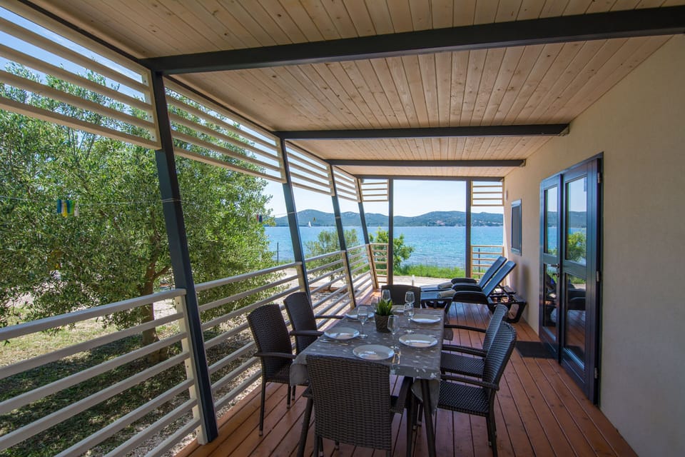 House | Terrace/patio