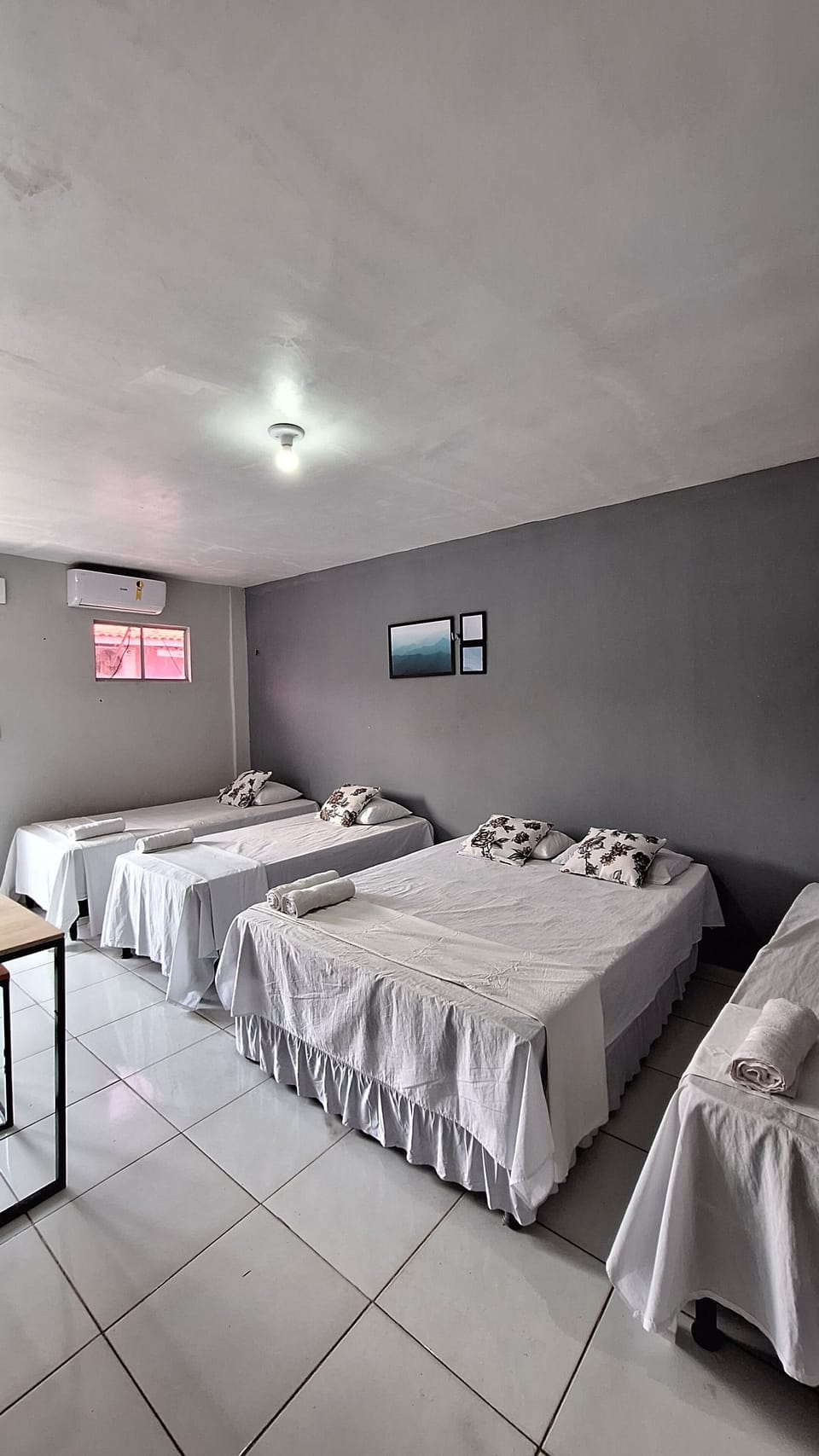 Family Room | Free WiFi, bed sheets