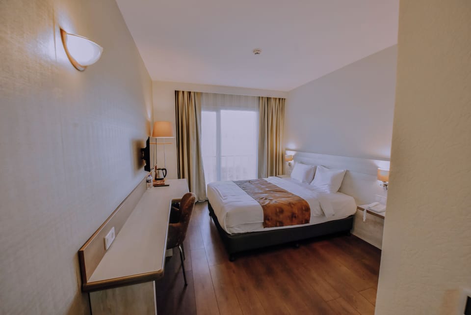 Standard Double Room, Valley View | Premium bedding, minibar, in-room safe, individually decorated
