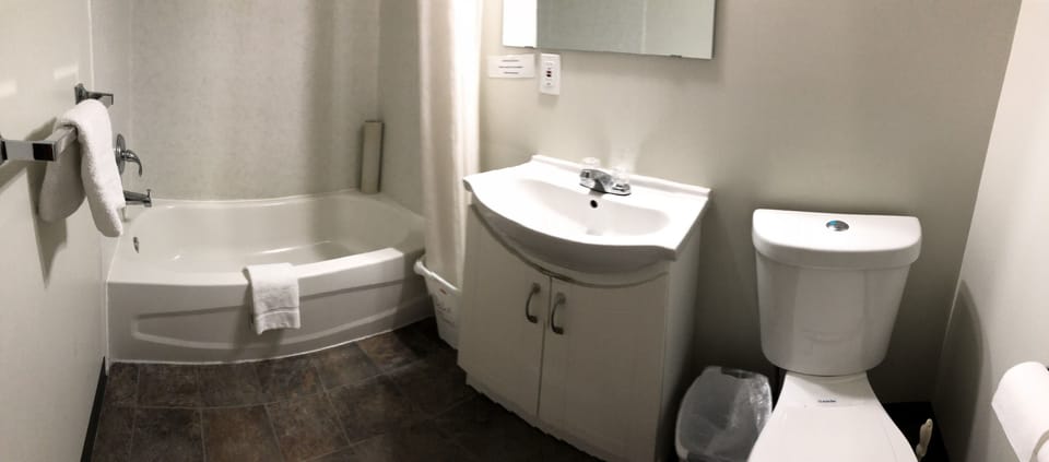 Budget Lodge Motel in Saskatoon