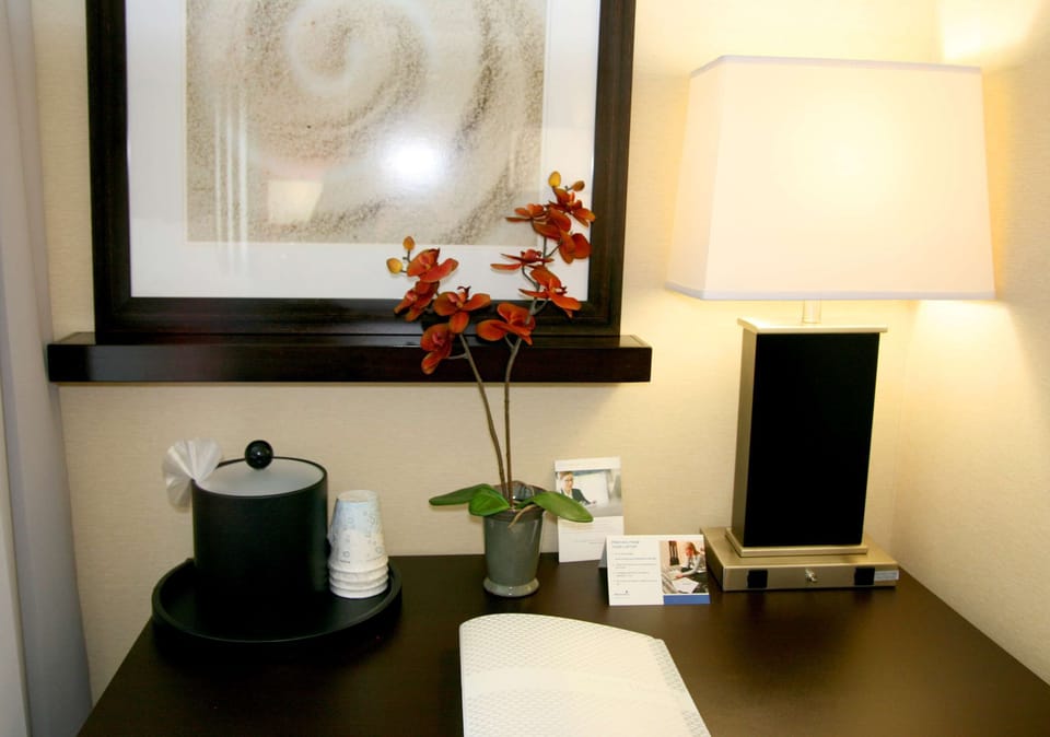 Iron/ironing board, free WiFi, bed sheets, alarm clocks